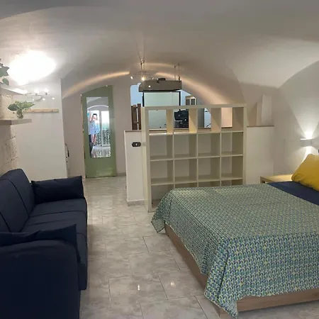 Apartment La Maison Des Voyageurs Bari
